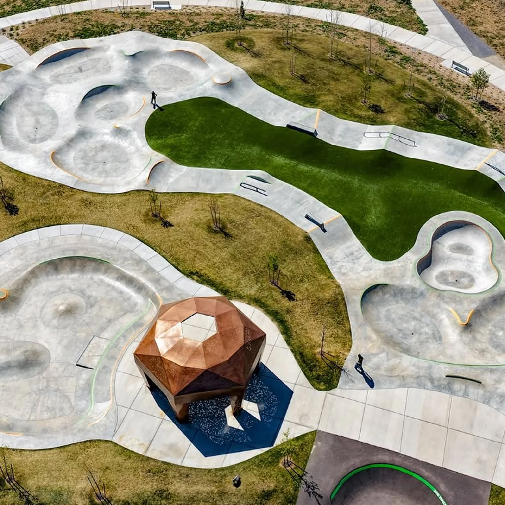 clean skate park for maintenance