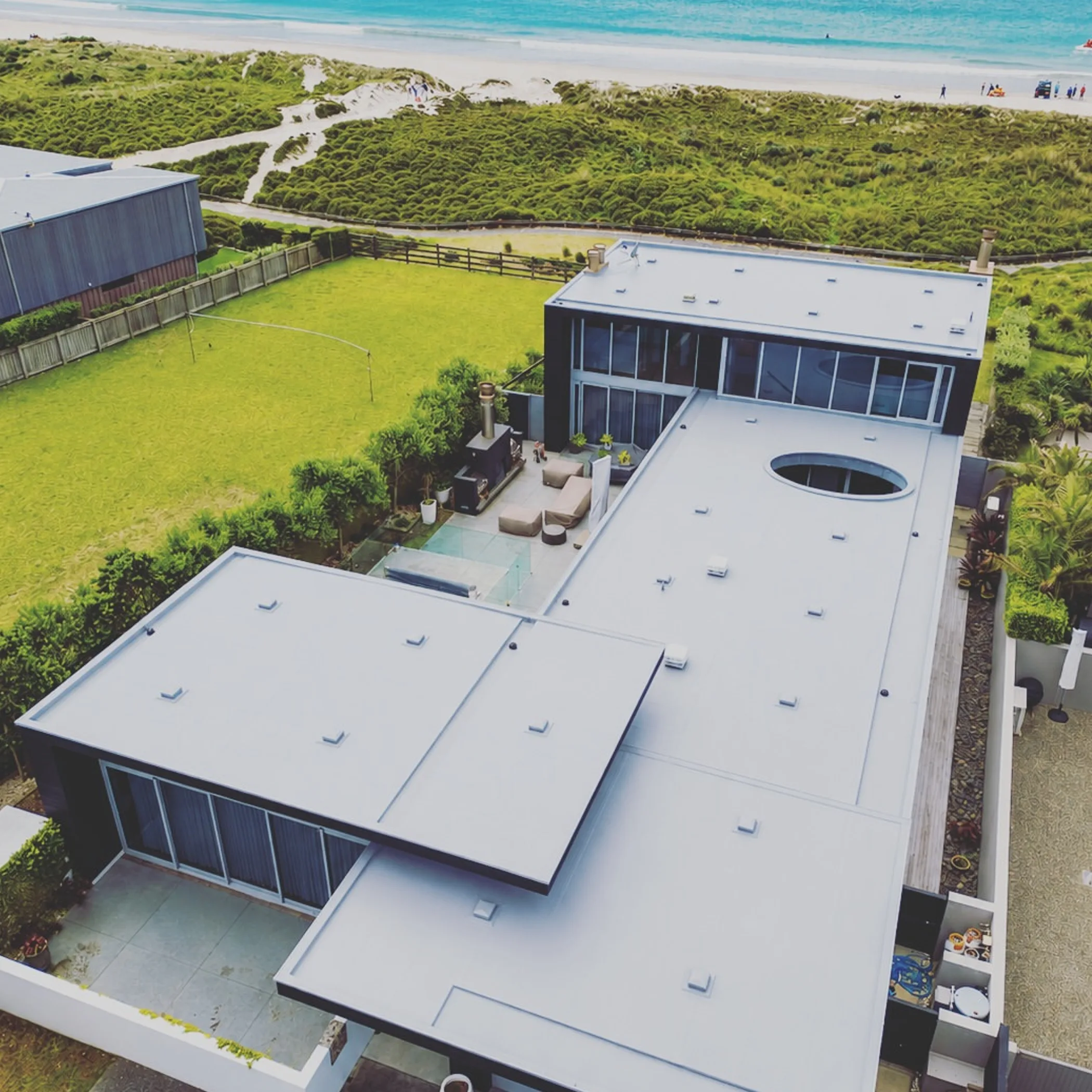 roof overlooking tropical beachfront